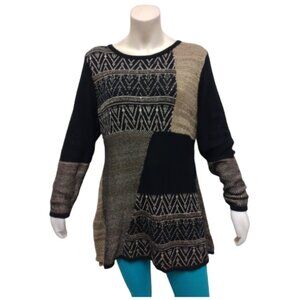 Women’s Black/Tan Squares Sweater – Stylish and Cozy Knit for All Seasons